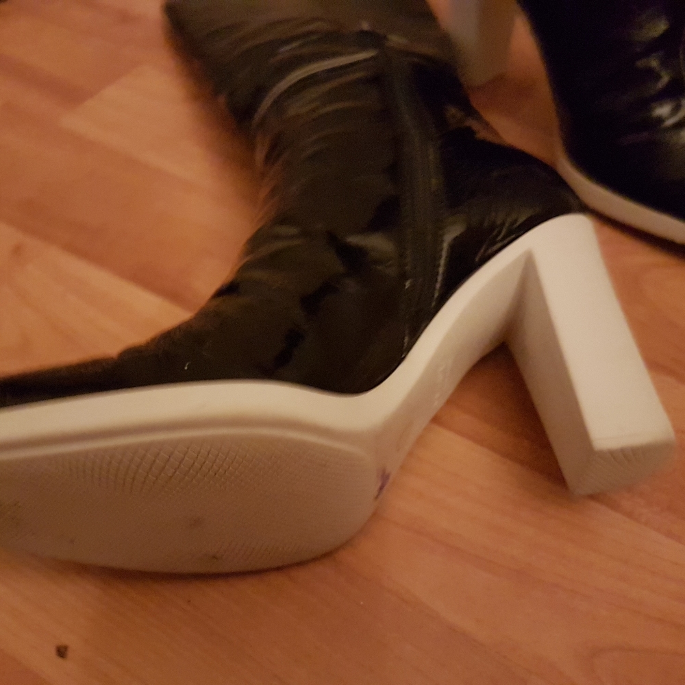 Prada boots size 34 1/2 - Picture 6 of 7